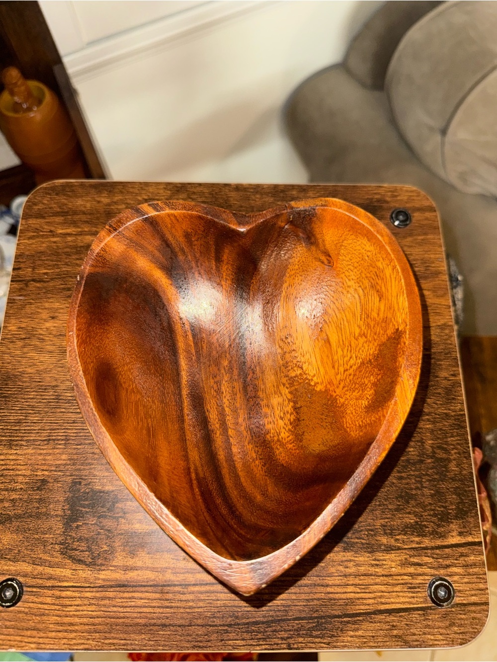 Handcrafted Heart-Shaped Wooden Serving Bowl - Rich Brown